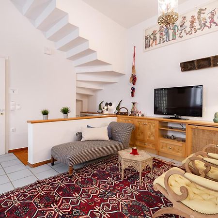 Athenian Getaway Villa In Plaka With Acropolis View By Athenian Homes Eksteriør billede